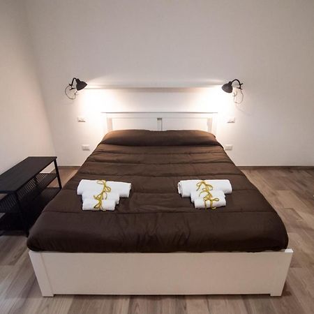 Nizza Apartment In Centro Salerno Bagian luar foto