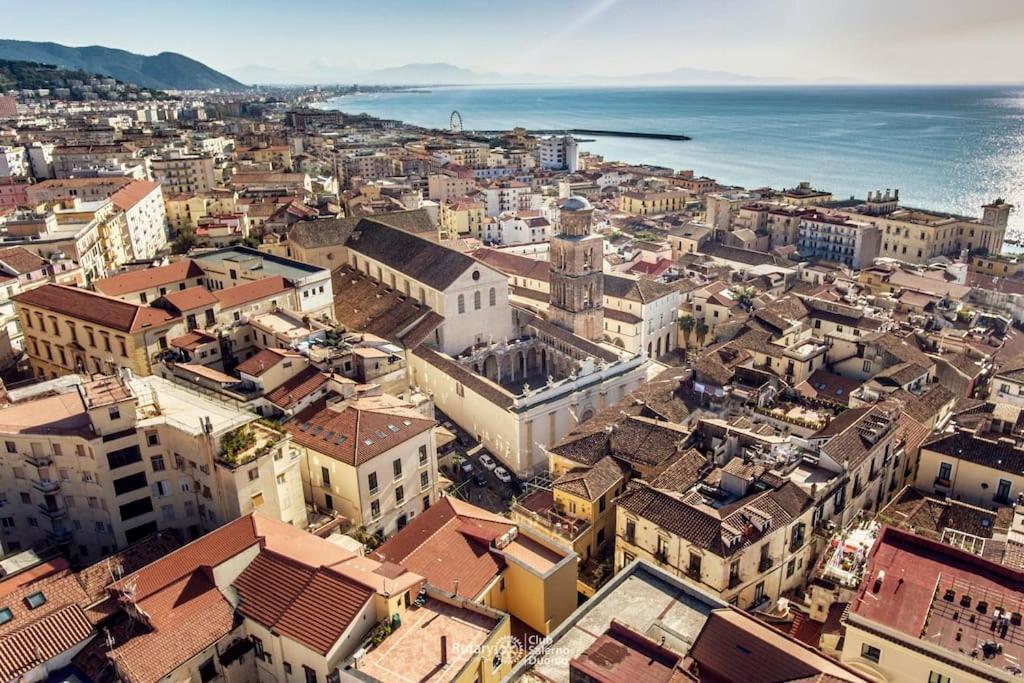 Nizza Apartment In Centro Salerno Bagian luar foto