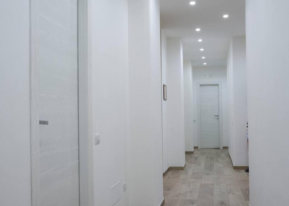 Nizza Apartment In Centro Salerno Bagian luar foto