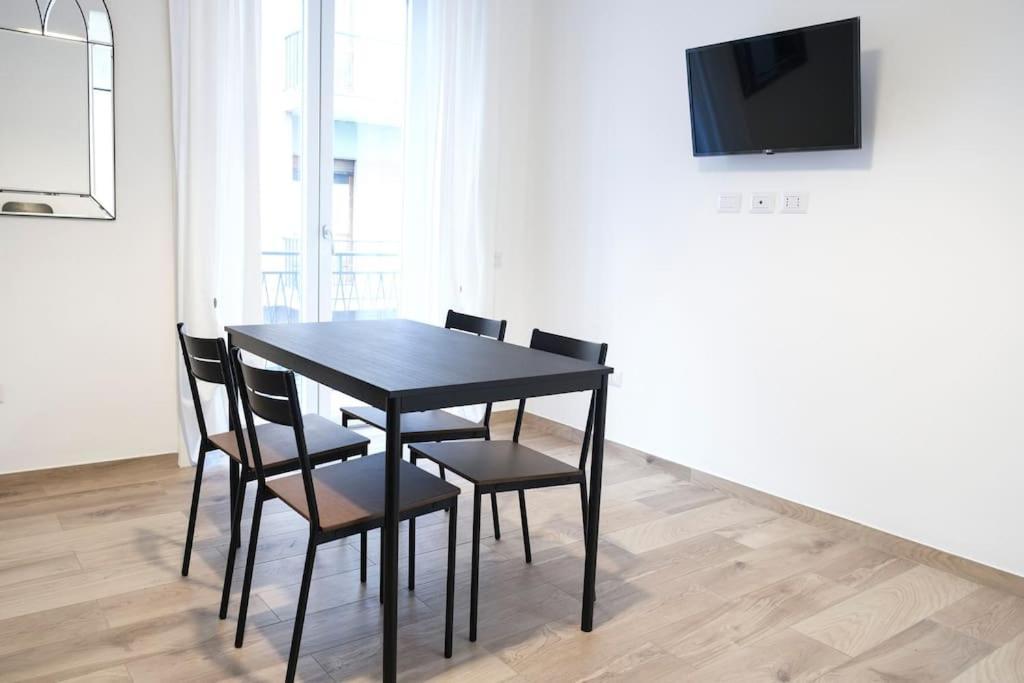 Nizza Apartment In Centro Salerno Bagian luar foto